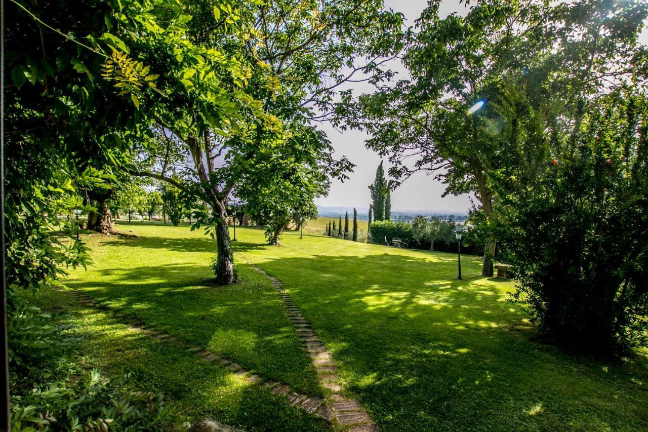 Podere Biagio Valiano Exterior photo